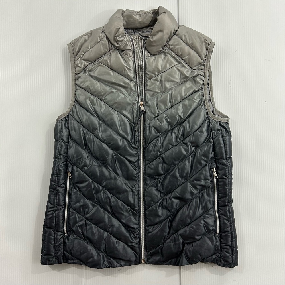 390‎ Elegant Black and Gray Women's Quilted Vest (M)
